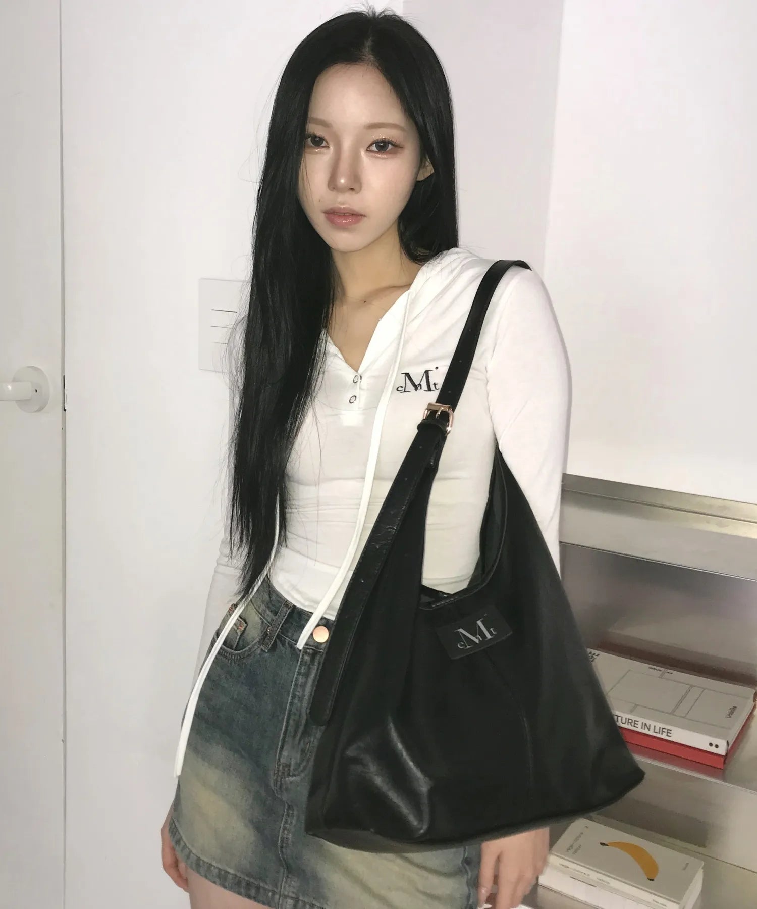 Mucent shoulder Bag