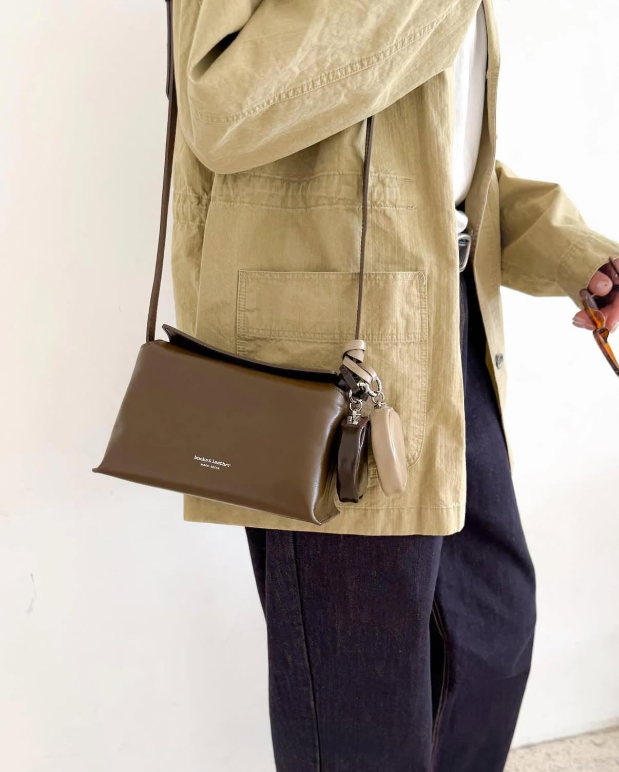 🇰🇷Bucks & Leather Calfskin Mini puzzle bag