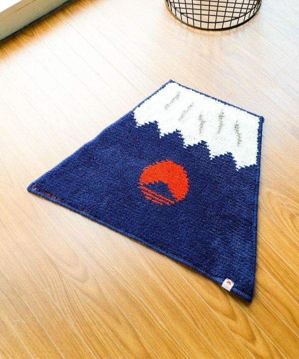 BEAMS JAPAN x New Retro Mount Fuji Stool Rug