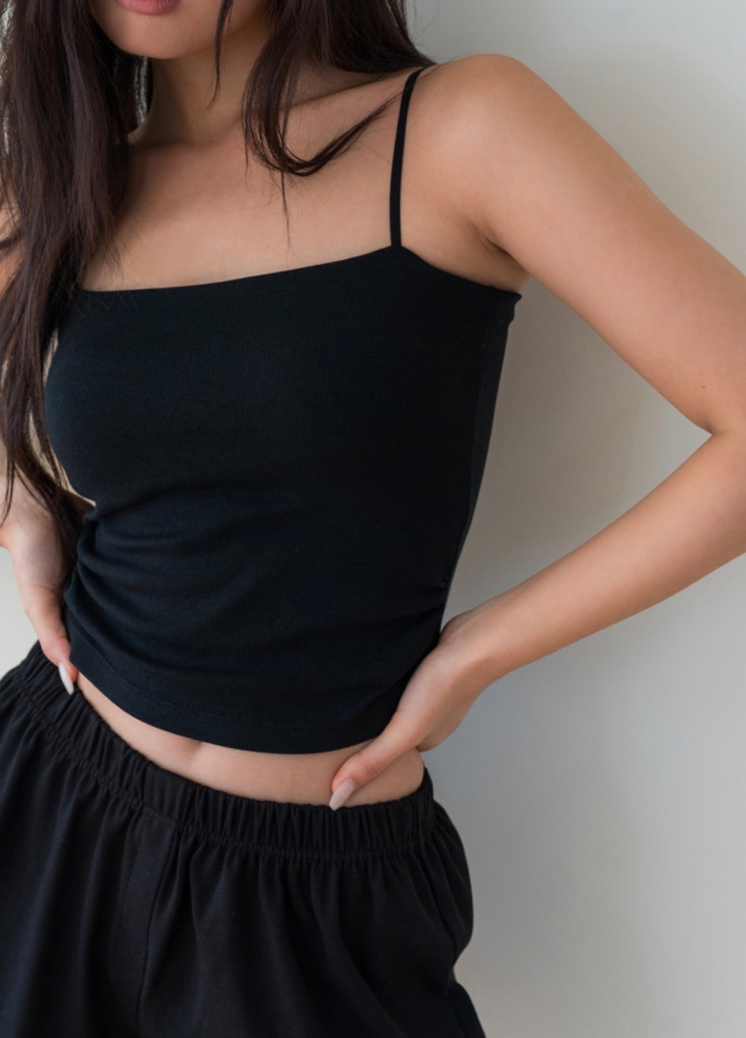 Dorosiwa Built-in Bra Ruched Tube Top (4 Colors)