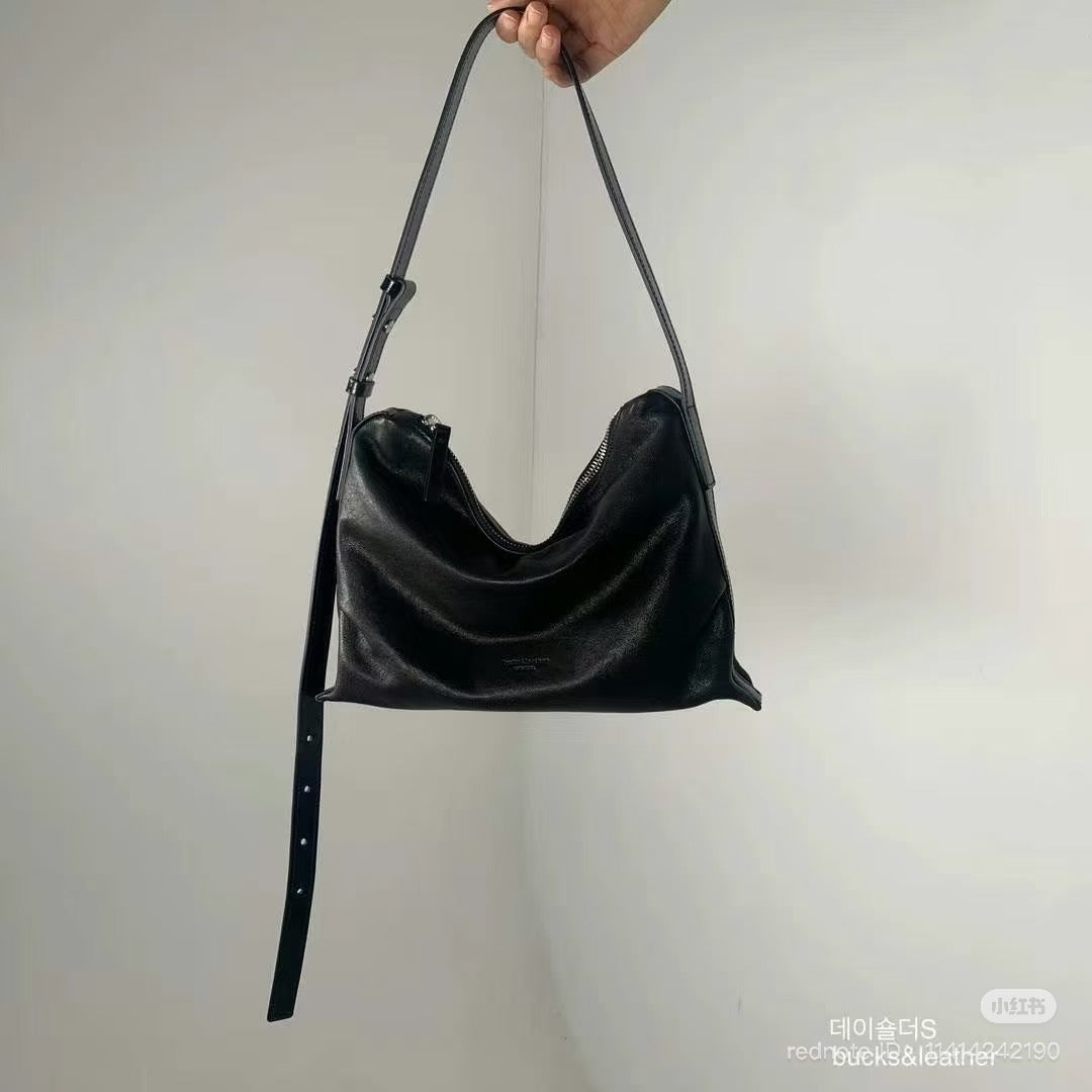 🇰🇷Bucks & Leather 🐑 Lambskin Hobo Bag