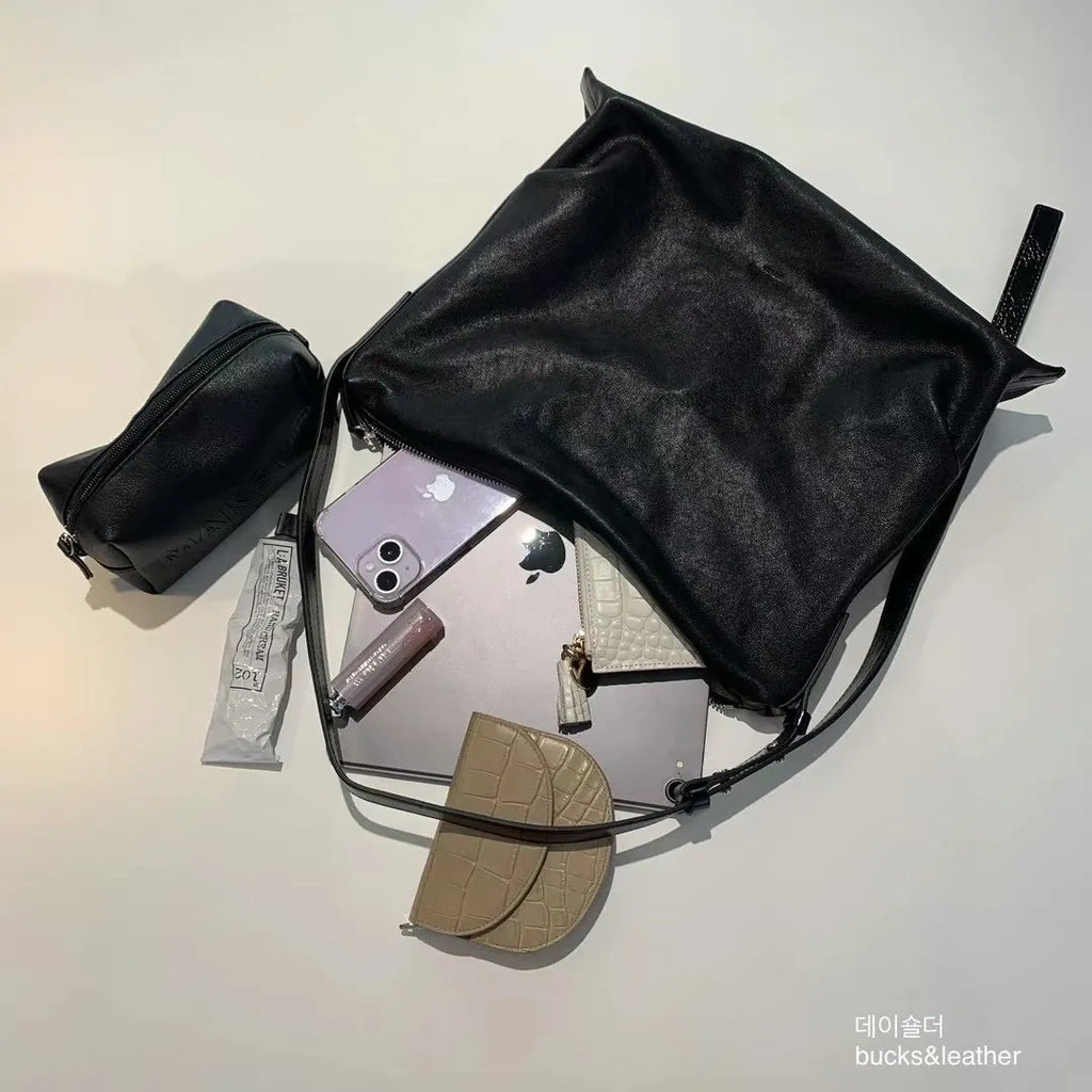 🇰🇷Bucks & Leather 🐑 Lambskin Hobo Bag