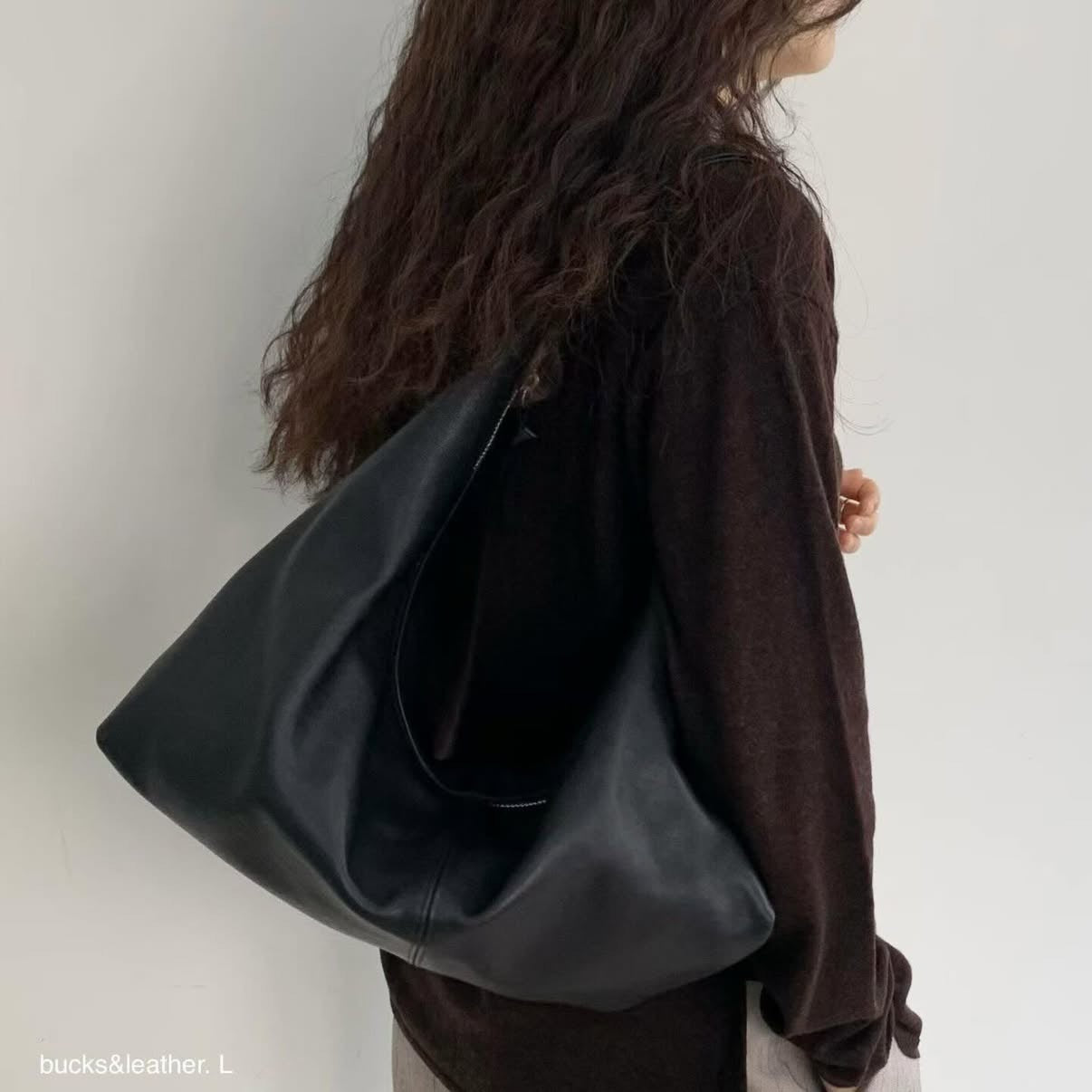 🇰🇷Bucks & Leather 🐑 Lambskin Croissant Leather Bag